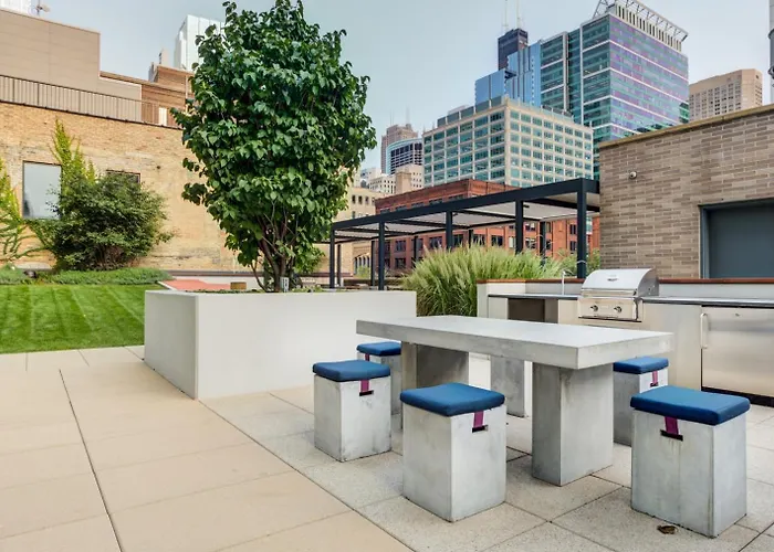 Blueground West Loop Rooftop Pool Gym Chi-1139 Apartment