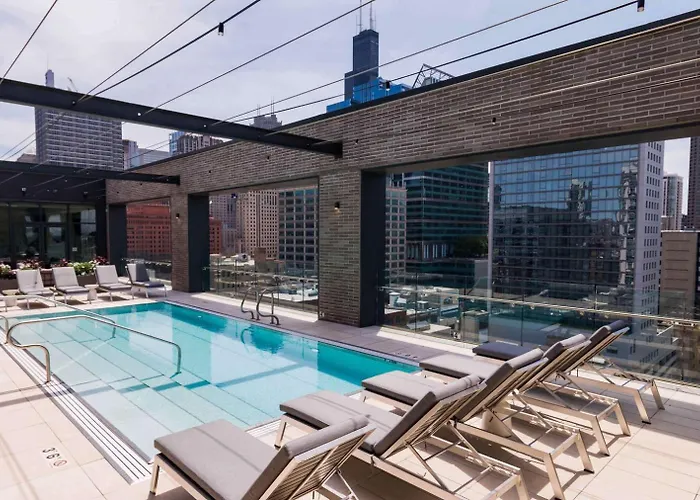 Blueground West Loop Rooftop Pool Gym Chi-1139 *